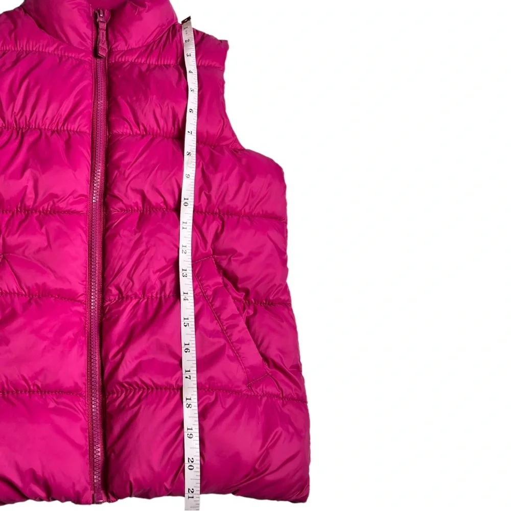 Old Navy Girls Pink Puffer Vests Size 10-12 Large